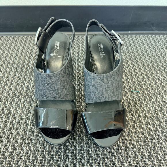 Michael Kors Women's Black T-Strap Slingback Buckle Platform Sandals Size 9.5 - Picture 4 of 8